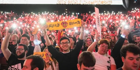 Lo L Worlds Fans