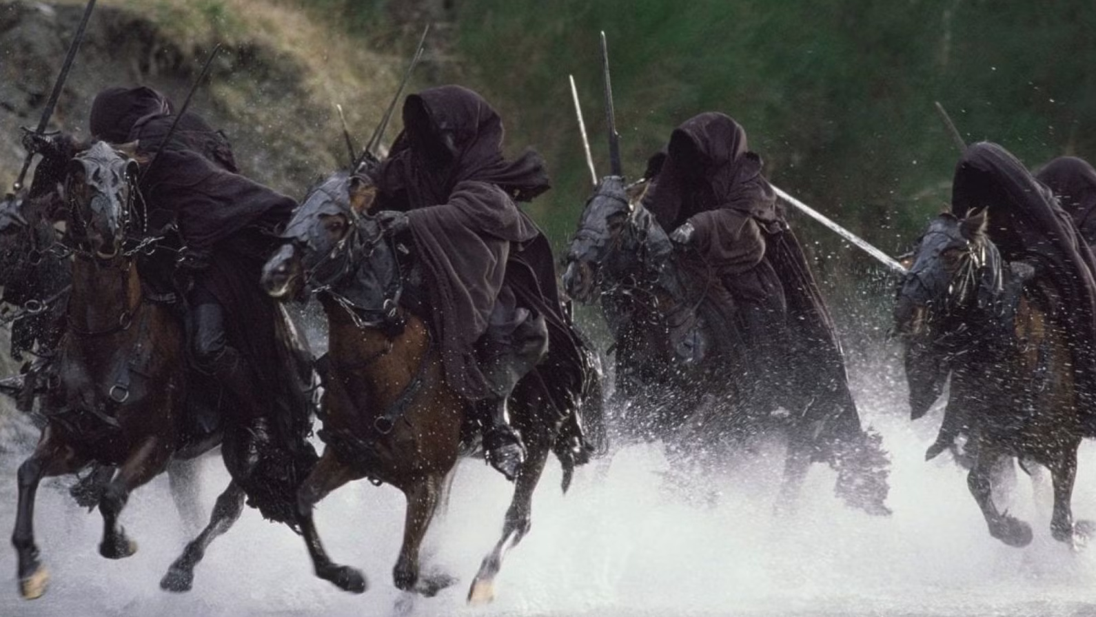 Lord of the Rings 2001 black Rider in the shire