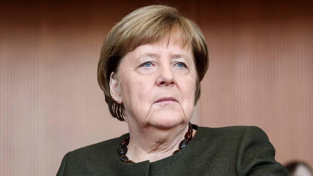 Merkel cropped
