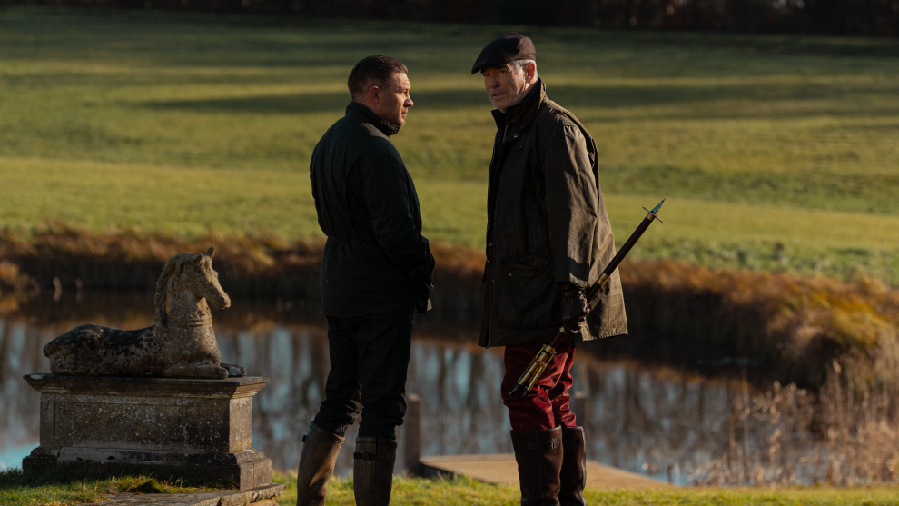 Mobland cropped processed by imagy