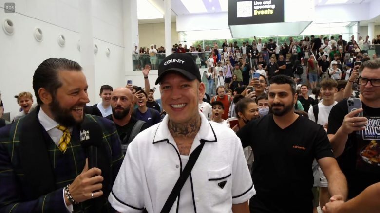 Montana Black Menschenmasse auf gamescom 2022 780x438