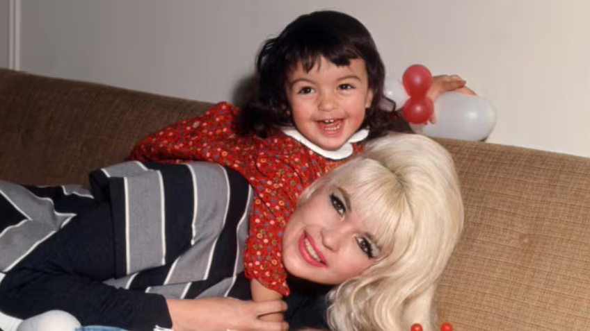 My Mom Jayne cropped processed by imagy