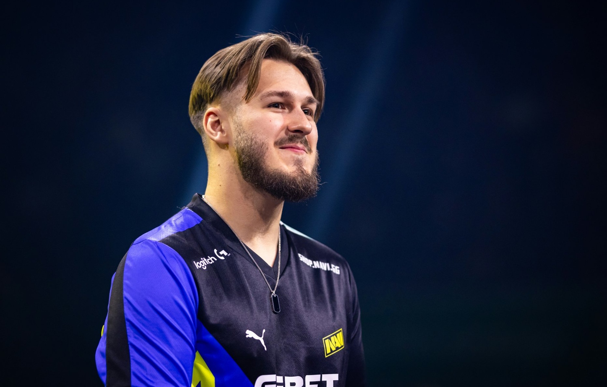 NAVI j L