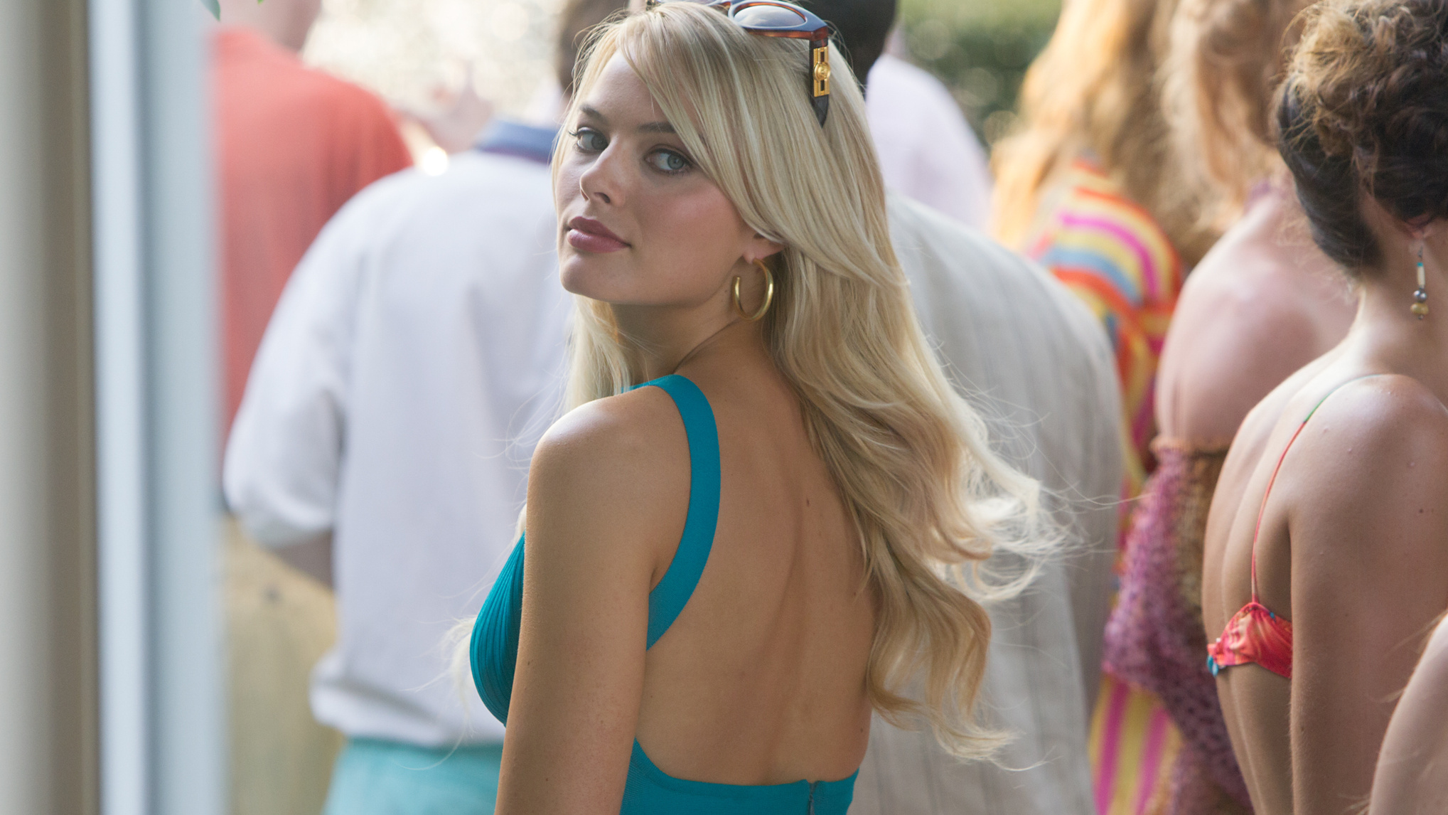 Naomi Lapaglia Margot Robbie The Wolf of Wall Street cropped processed by imagy