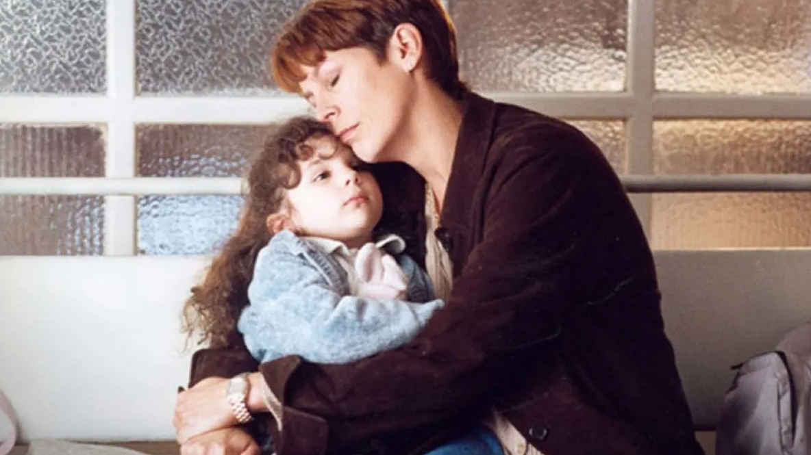 Nicholas Gift Jamie Lee Curtis
