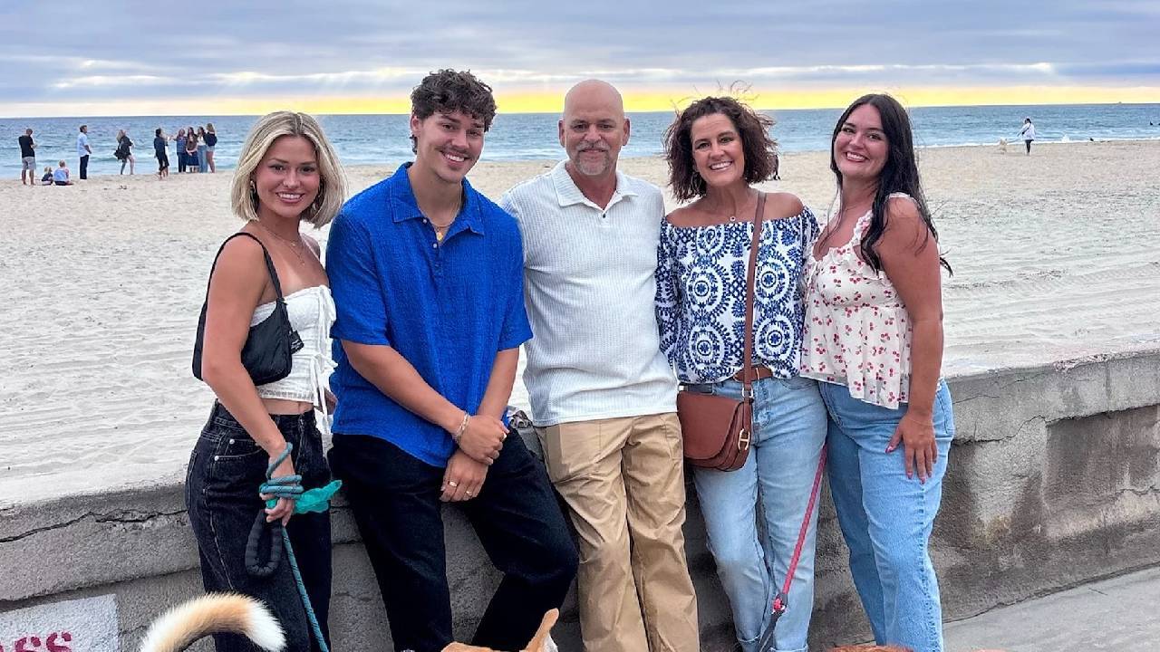 Noah Beck Family Instagram tatumbeckk