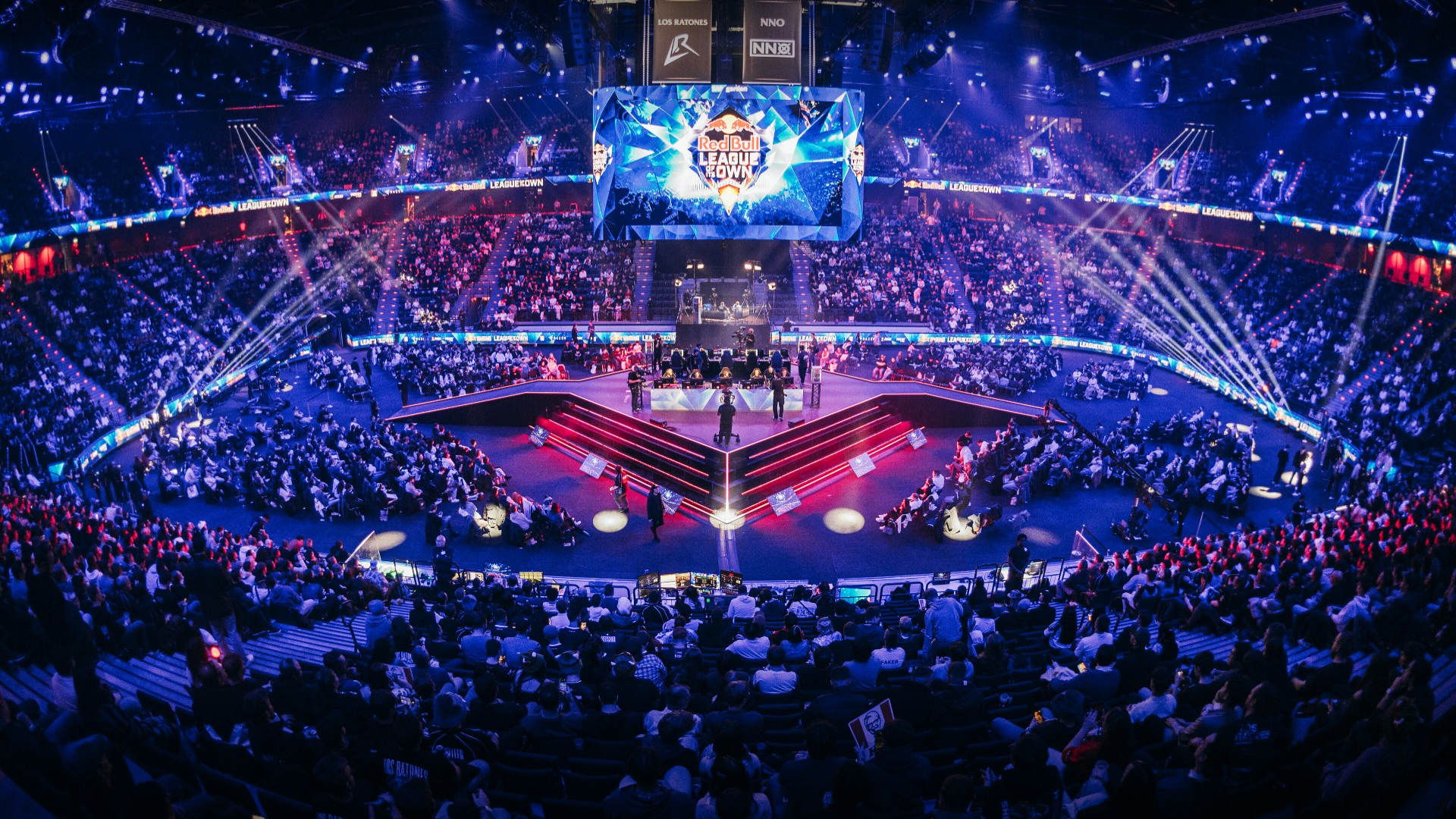 Red bull loio 25 stadion thumb