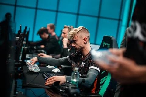 Rekkles Humanoid Fnatic LEC Winter 2023