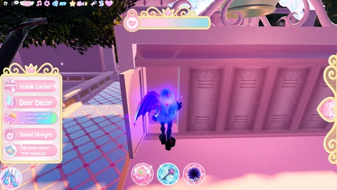 Locker Courtyard, Royale High Wiki