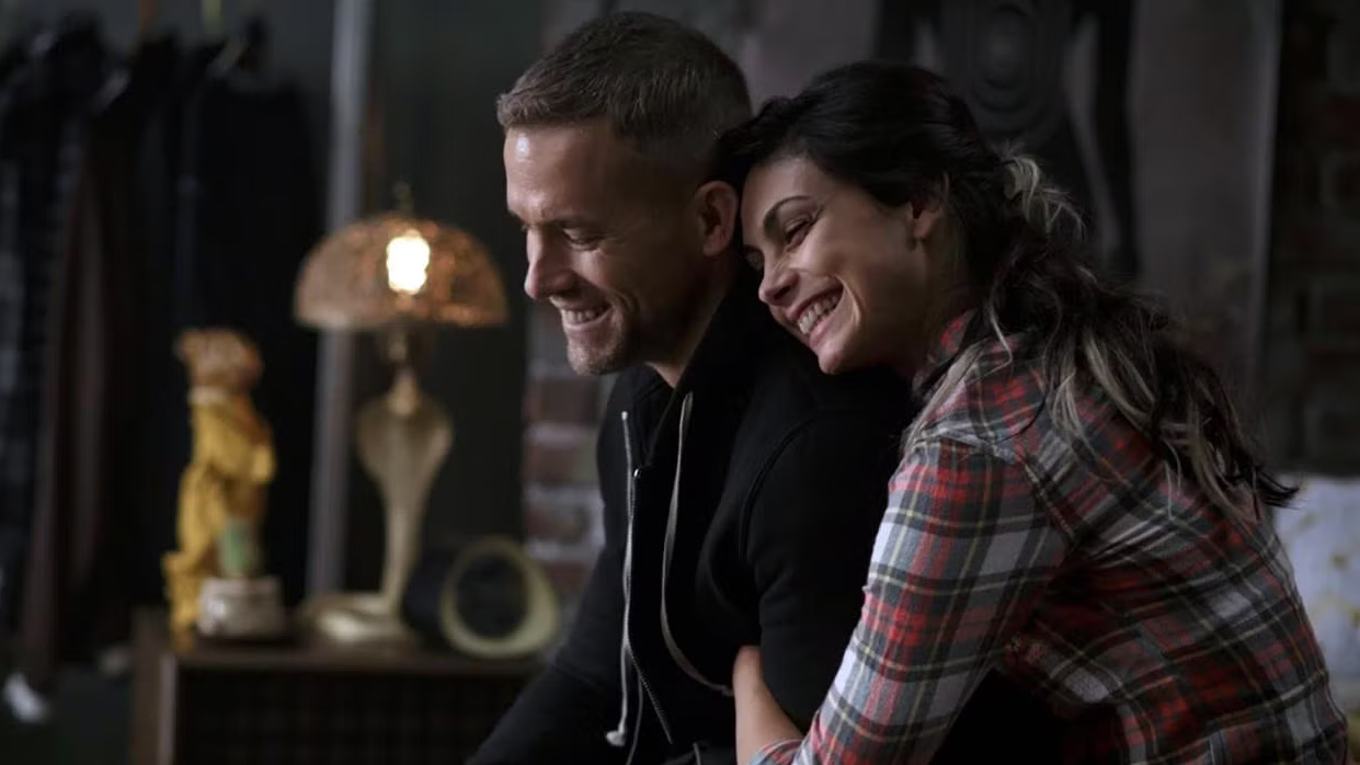 Ryan Reynolds and Morena Baccarin Deadpool