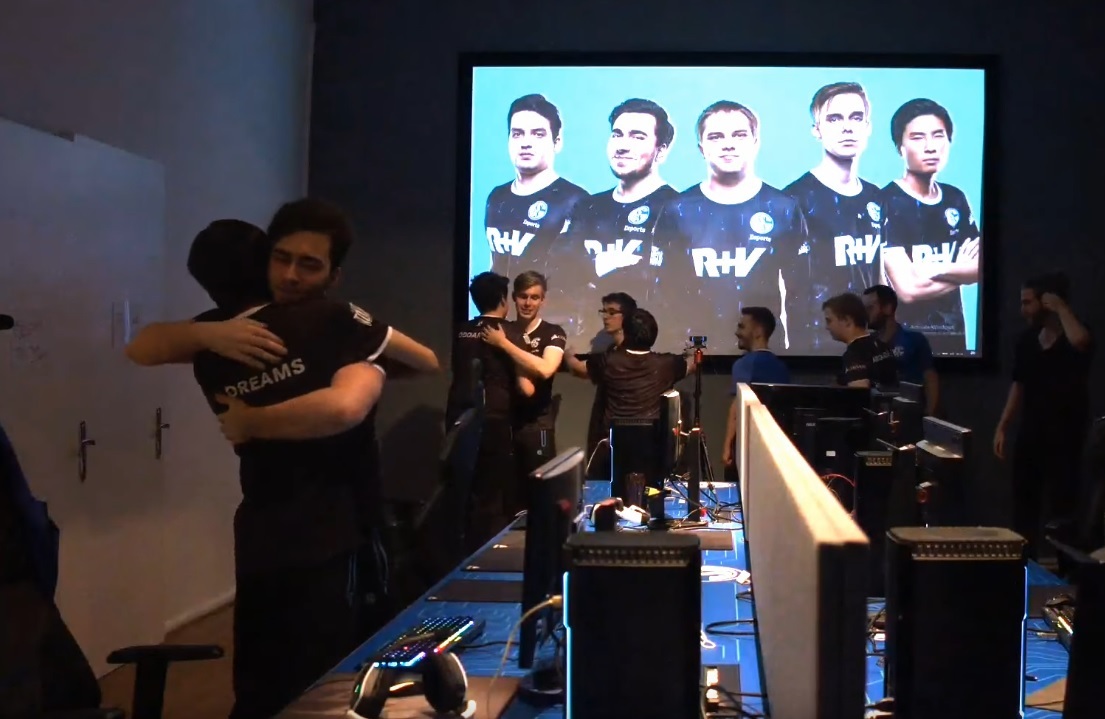 S04v SK3