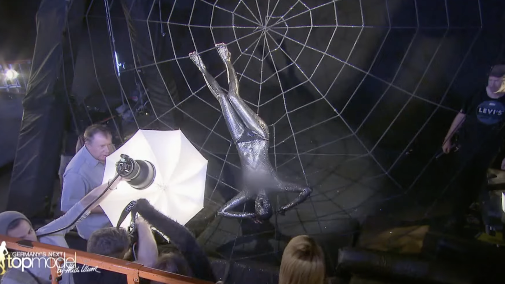 S9 F6 3 GNTM Pro Sieben