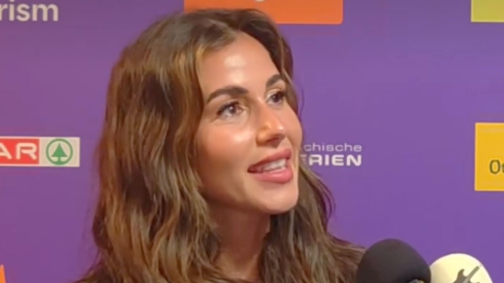 Sarah Engels Merci Cherie