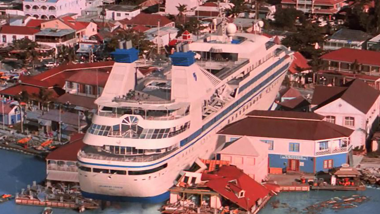 Ship Crash Speed 2 Cruise Control 1997 cropped processed by imagy