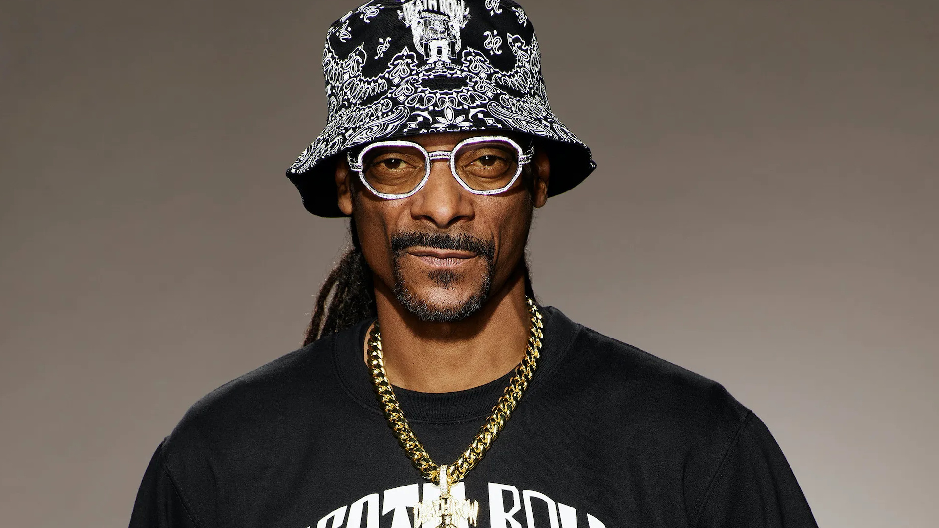 Snoop Dogg cropped processed by imagy