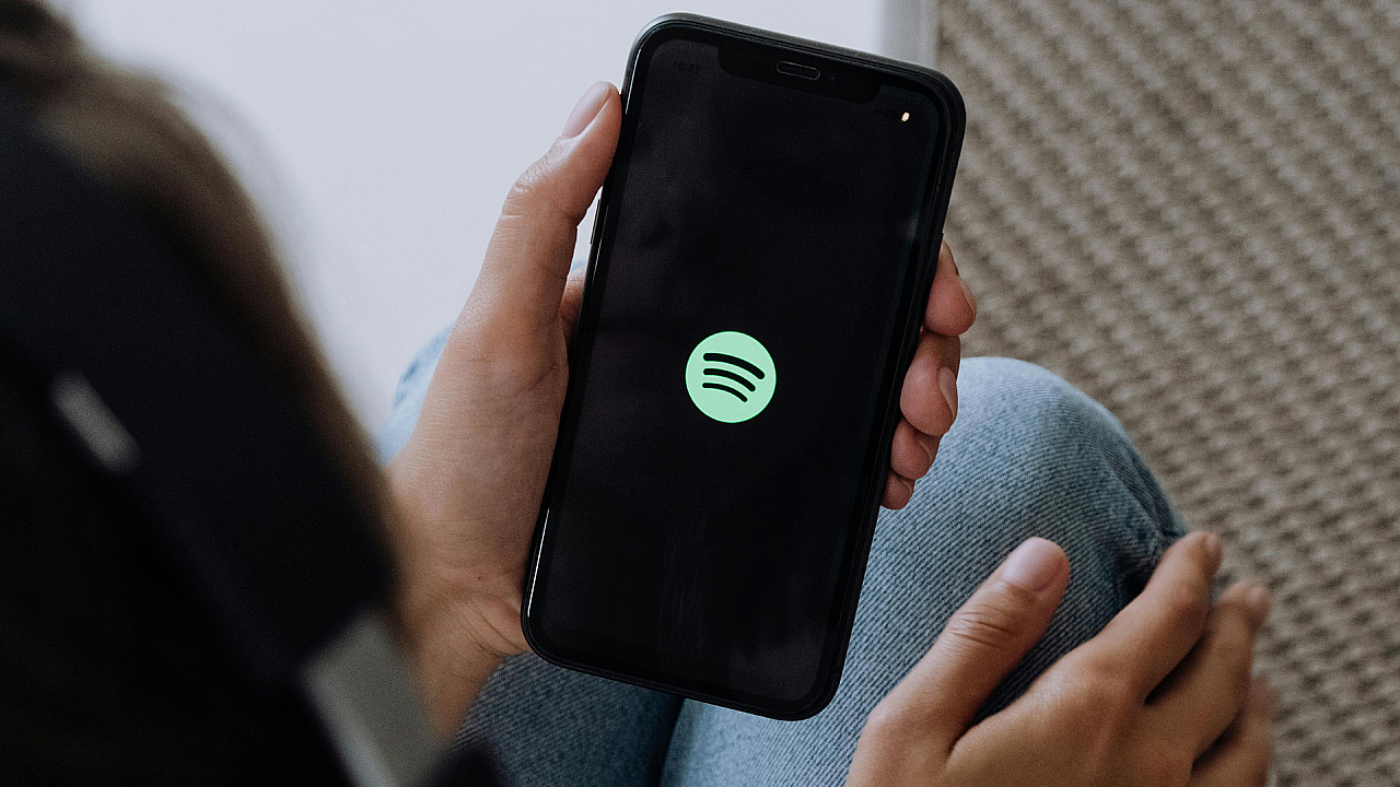 Spotify Removes AI Content