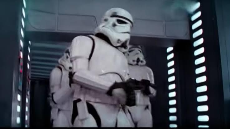 Star Wars A New Hope 1977 Stormtrooper smacks his head