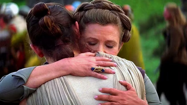 Star Wars The Force Awakens 2015 leia hugs rey