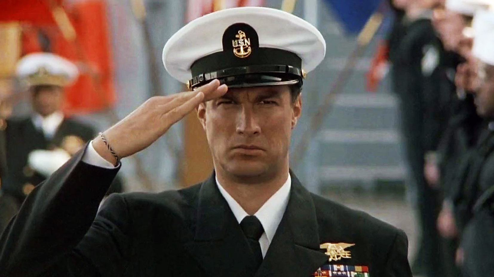 Steven Seagal in Under Siege cropped processed by imagy