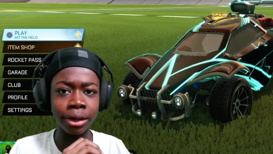 Streamer Receives Subs From Official Twitch Account, Then… | EarlyGame