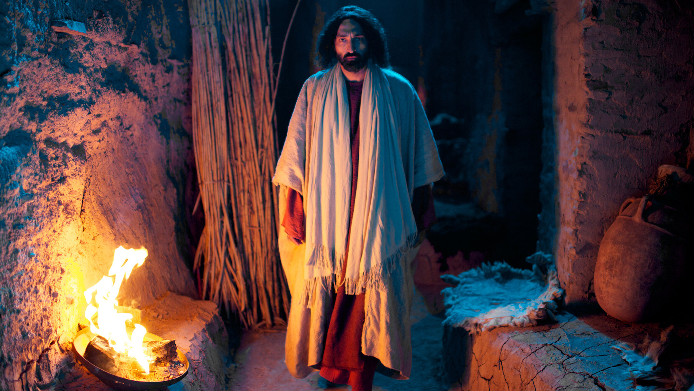 The Gospel of John 2014 cropped processed by imagy