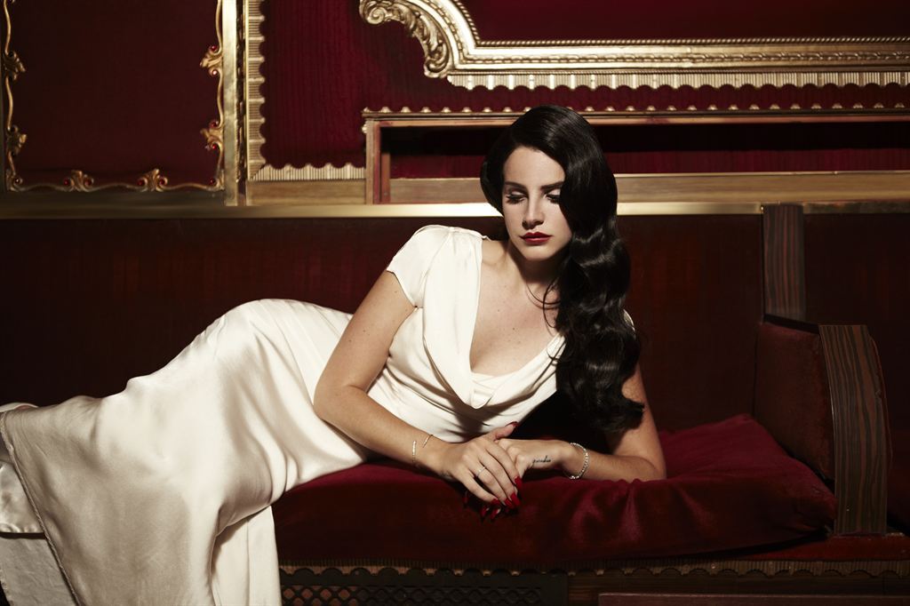 Top 25 Female Singers Lana