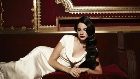 Top 25 Female Singers Lana