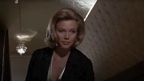 Top James Bond Girls Pussy Galore