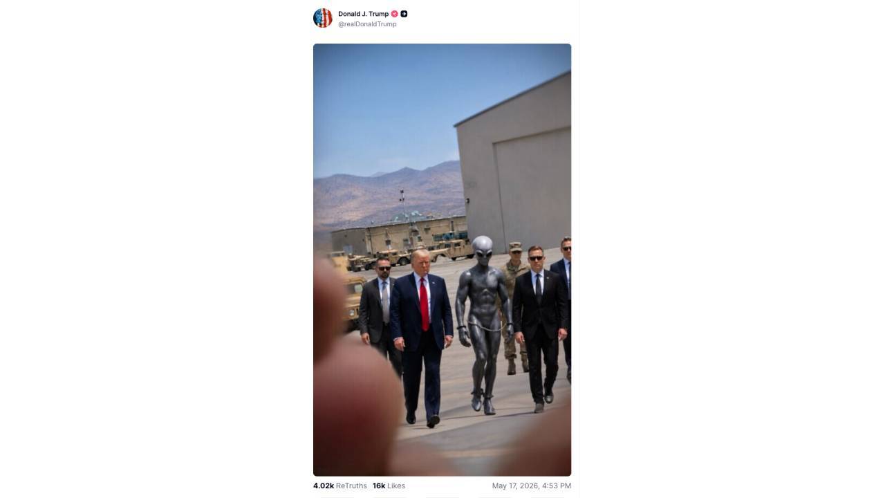 Trump Truthsocial Alien