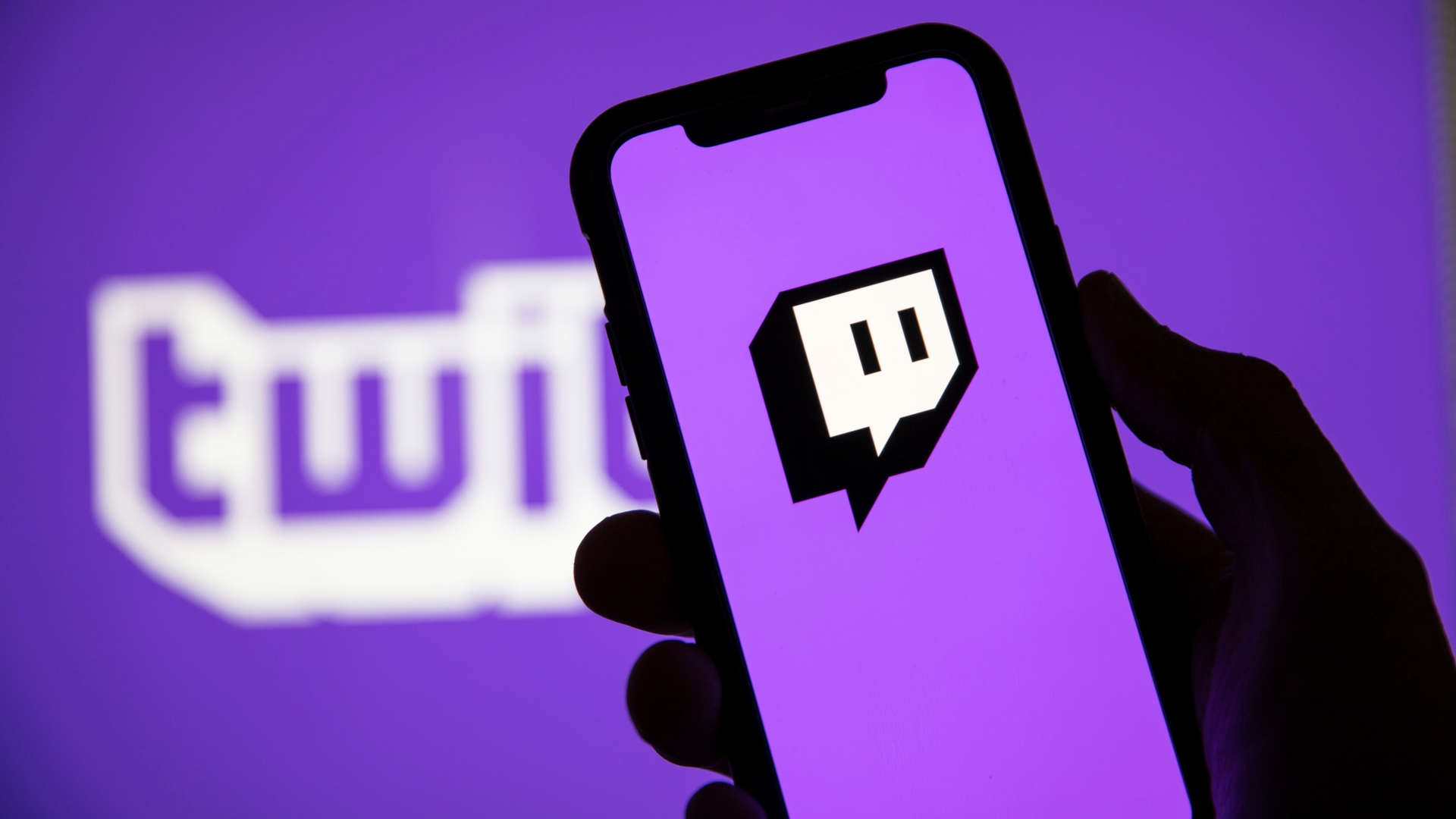 «На данный момент мы не прибыльны»: Twitch постоянно теряет деньги