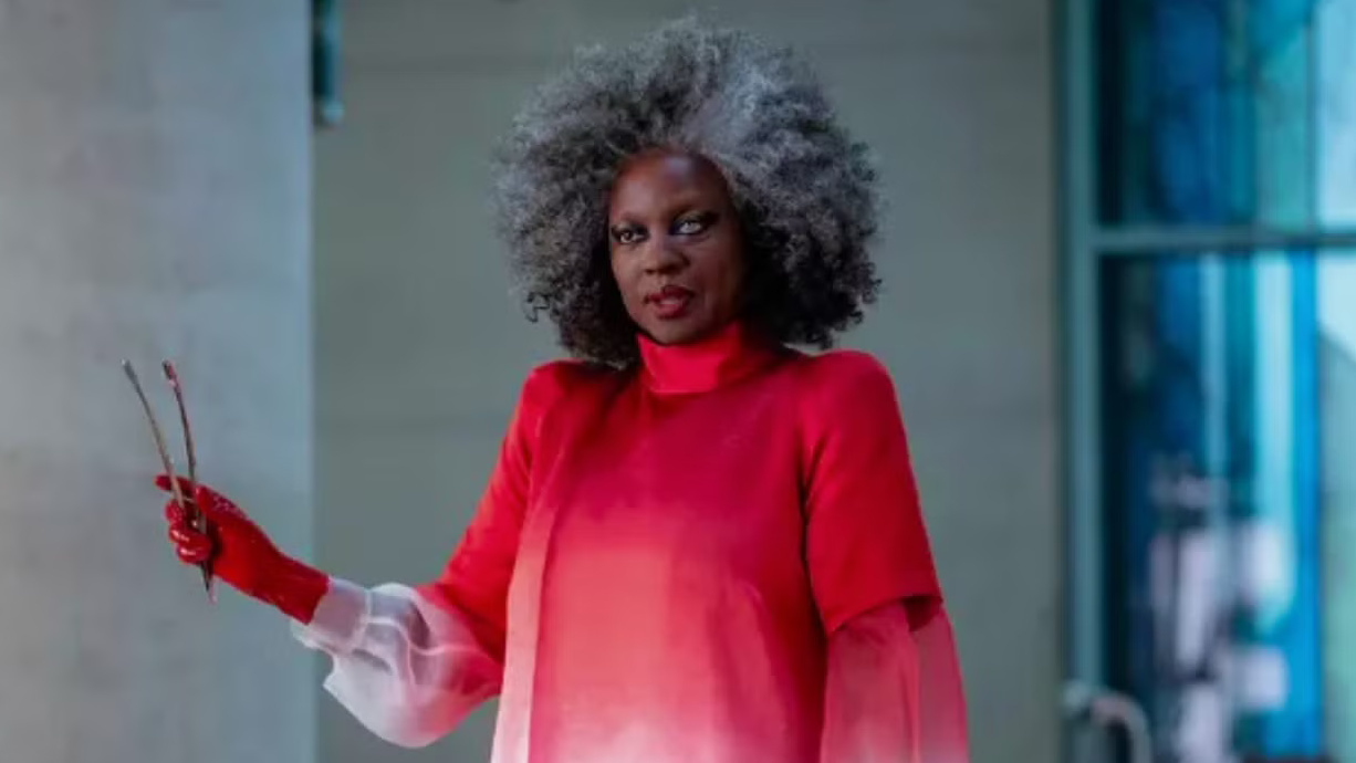 Viola Davis The Hunger Games The Ballad of Songbirds Snakes cropped processed by imagy