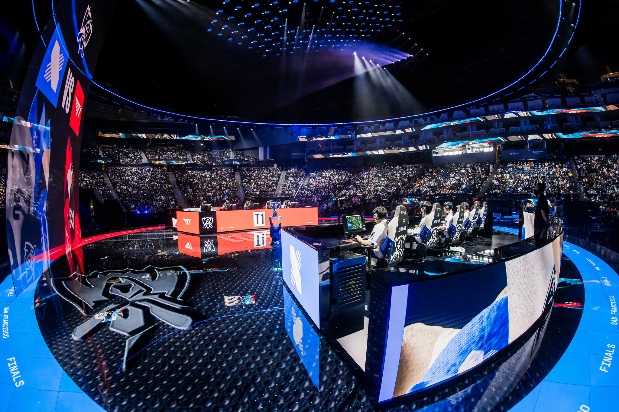 Where to watch the LoL Worlds 2022 Finals