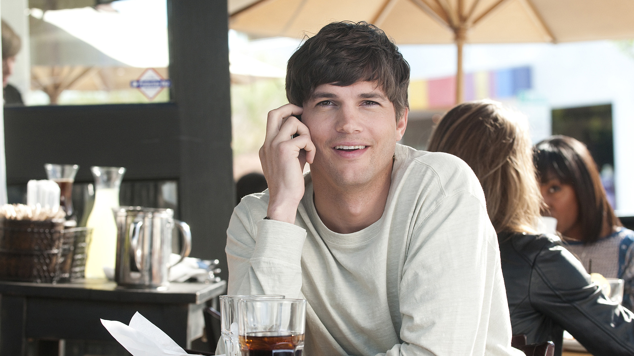 Ashton kutcher no strings attached 1