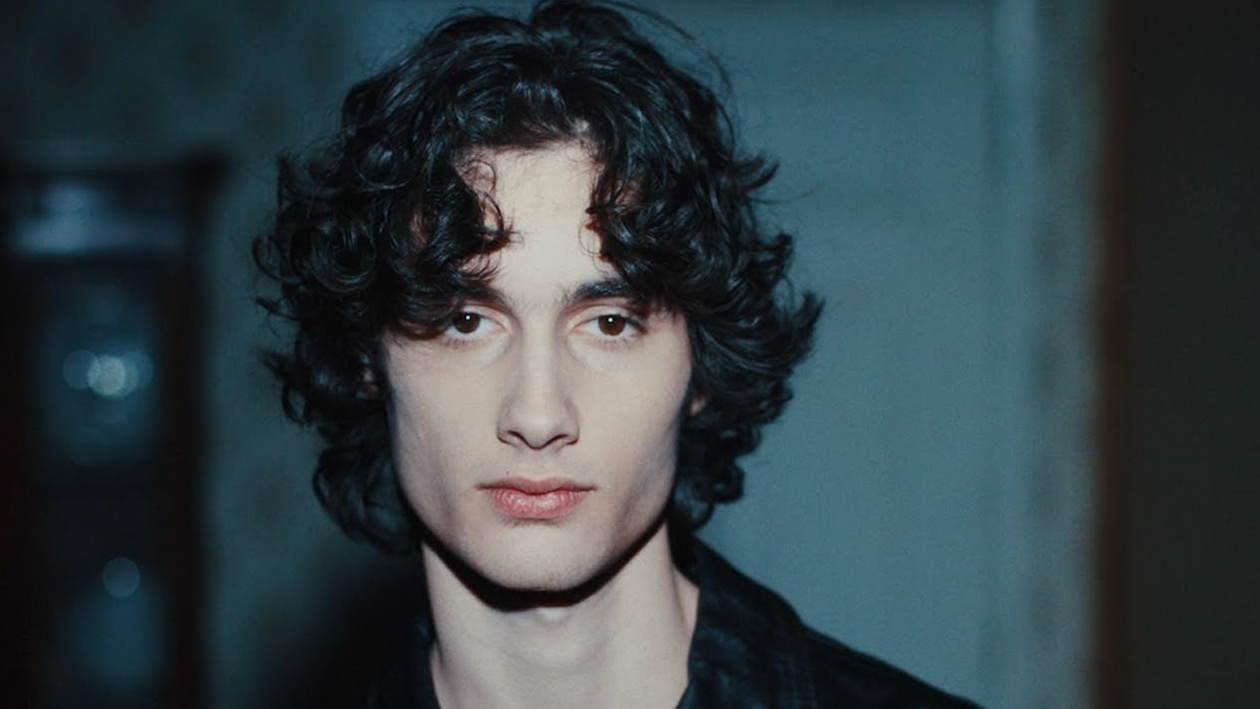 Back to friends sombr cropped processed by imagy