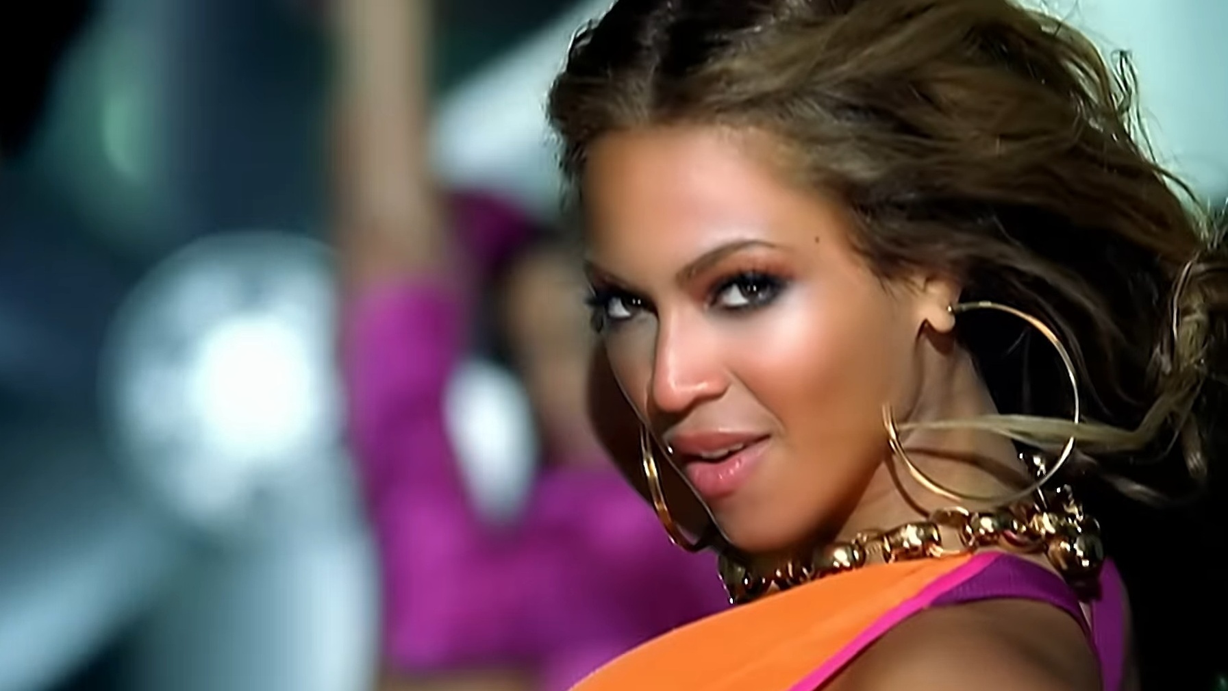 Beyoncé crazy in love music cropped processed by imagy