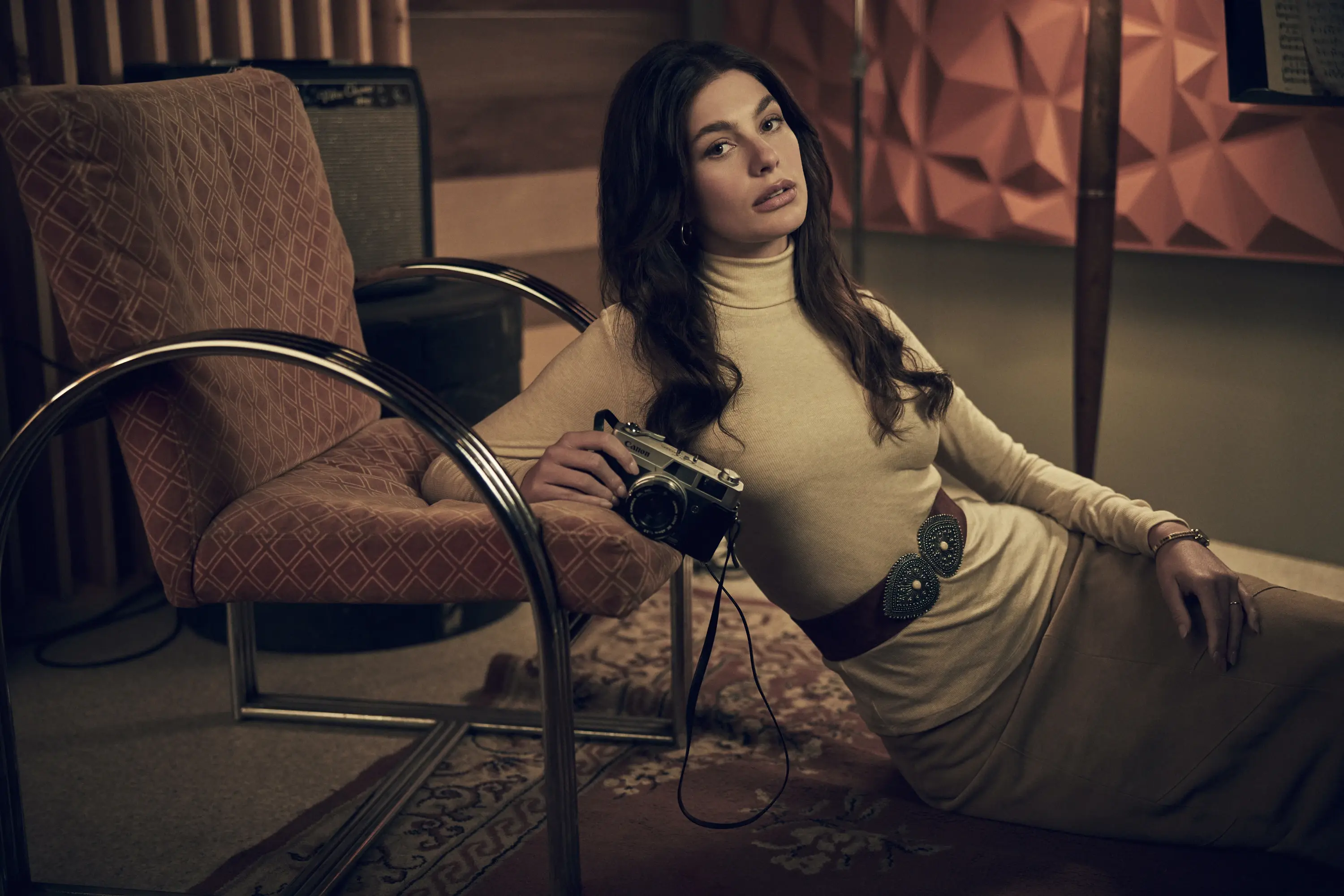 Camila morrone daisy jones and the six