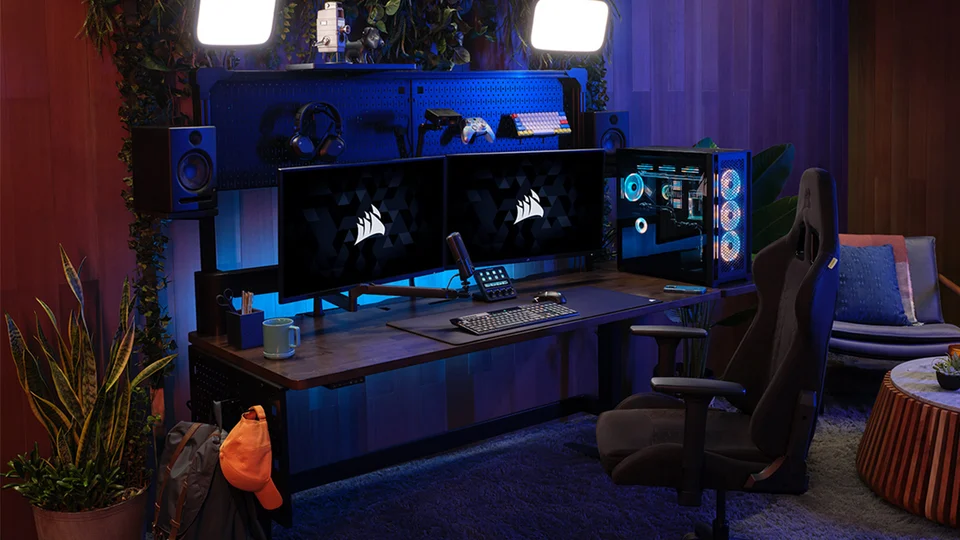 Corsair Platform:6 - Mehr als nur ein Schreibtisch | EarlyGame