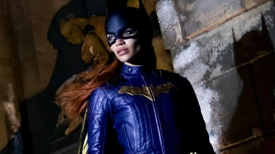Cropped Batgirl