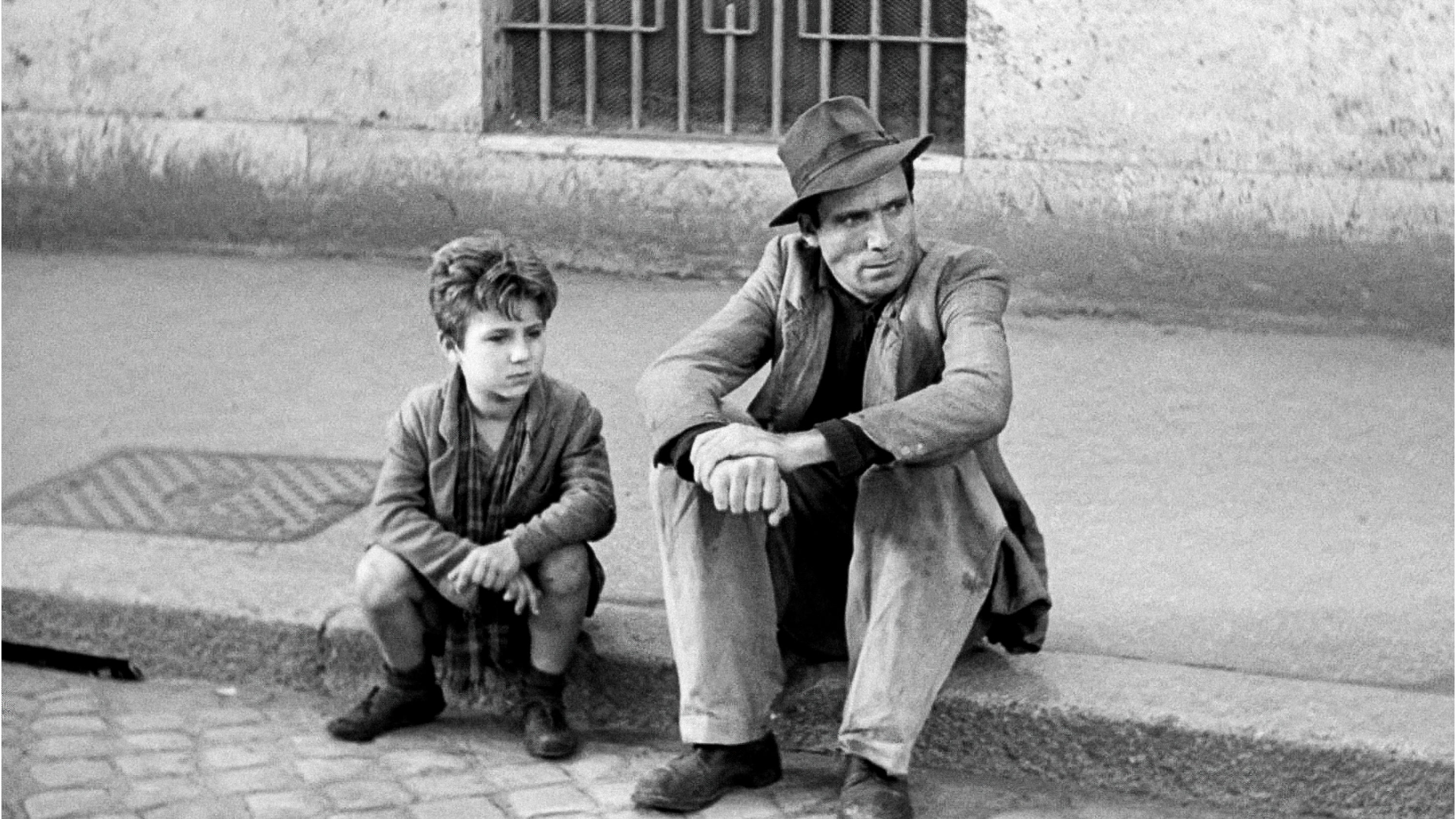 Cropped Bicycle Thieves 1948
