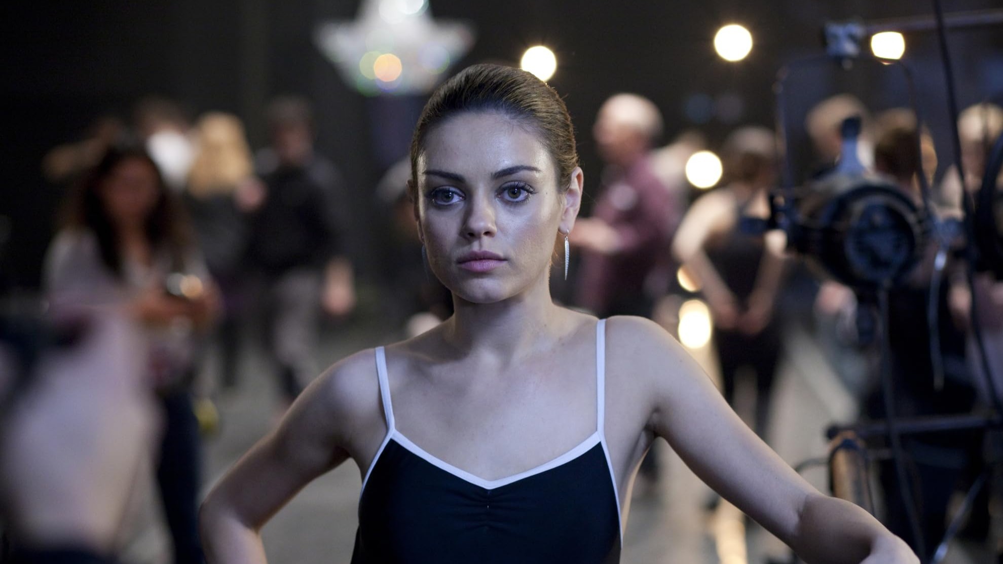 Cropped Black Swan