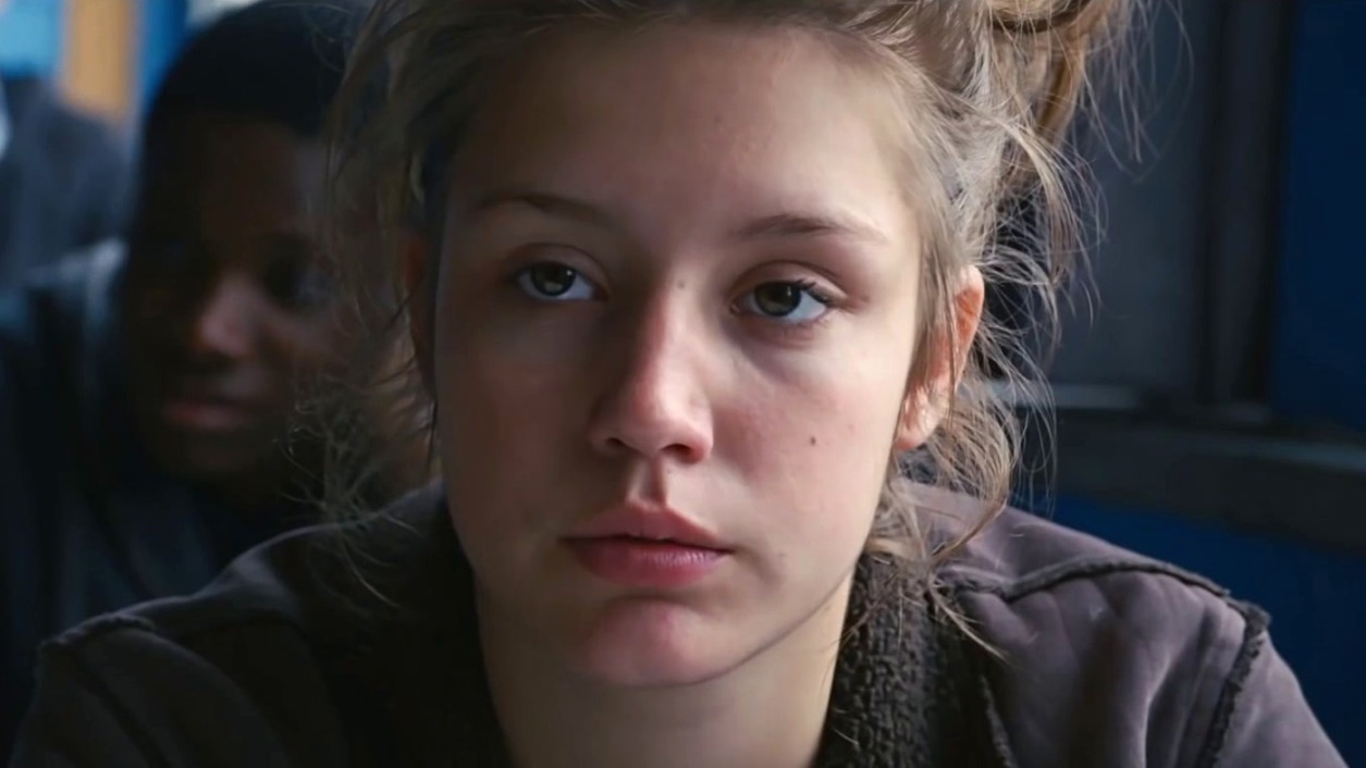 Cropped Blue Is the Warmest Colour