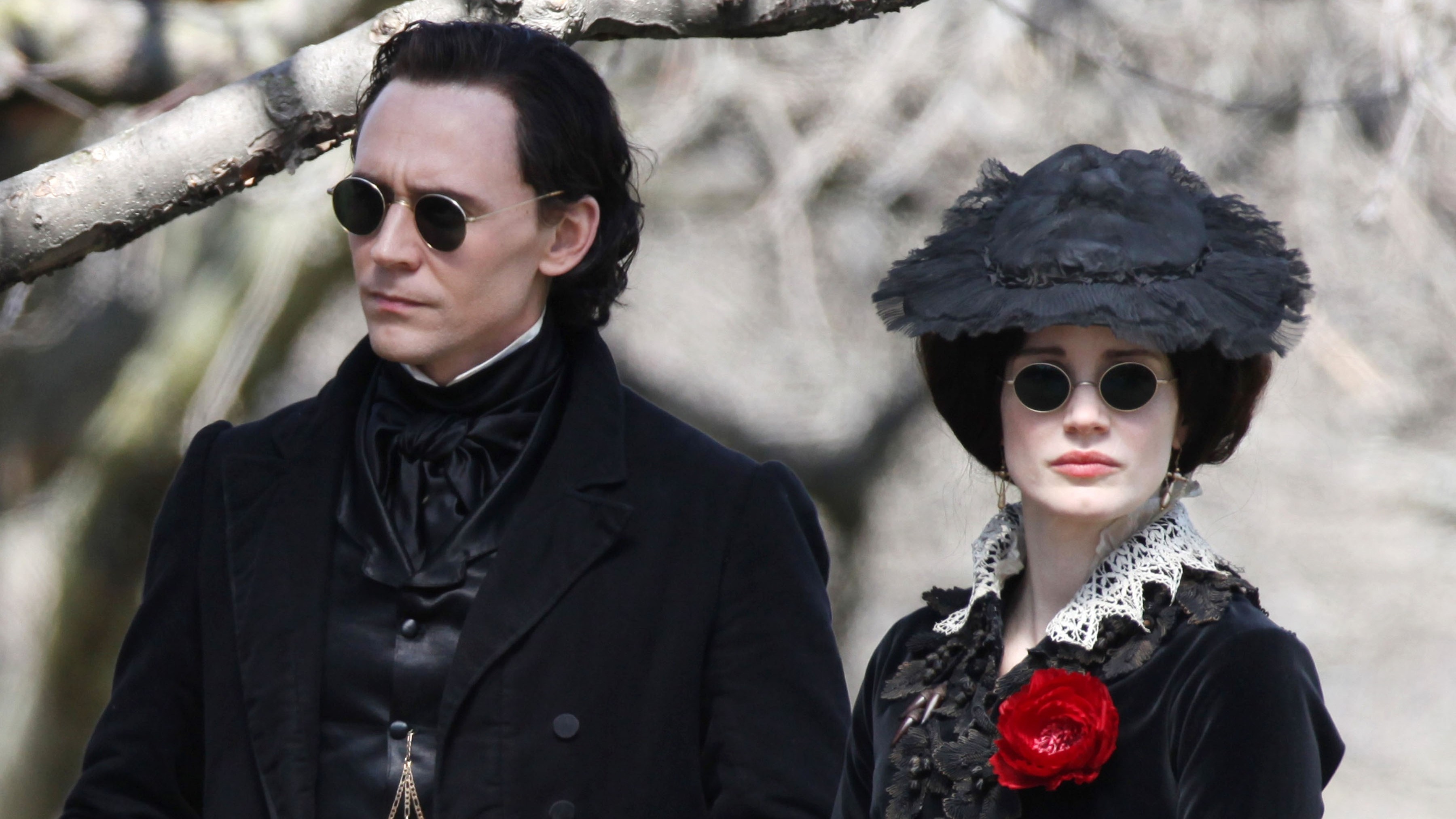 Cropped CRIMSON PEAK