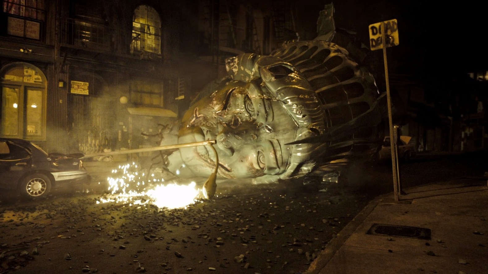 Cropped Cloverfield