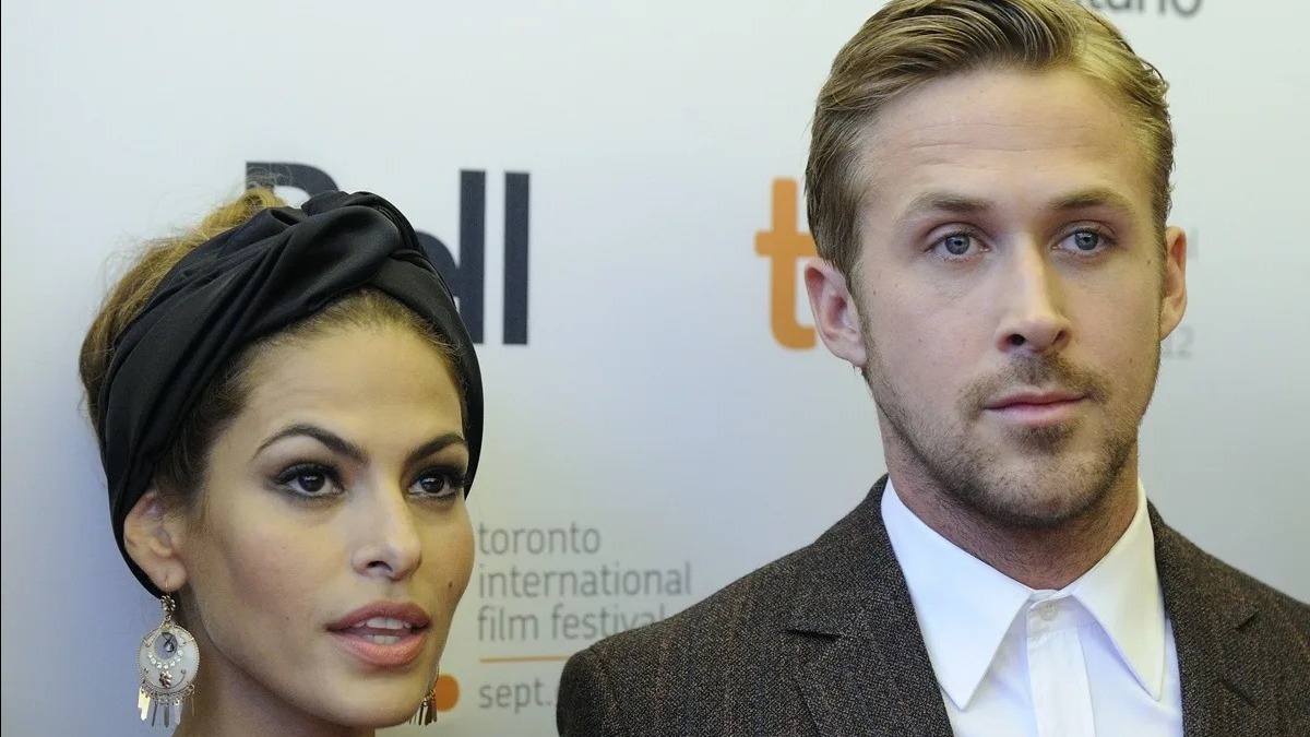 Cropped Eva Mendes and Ryan Gosling