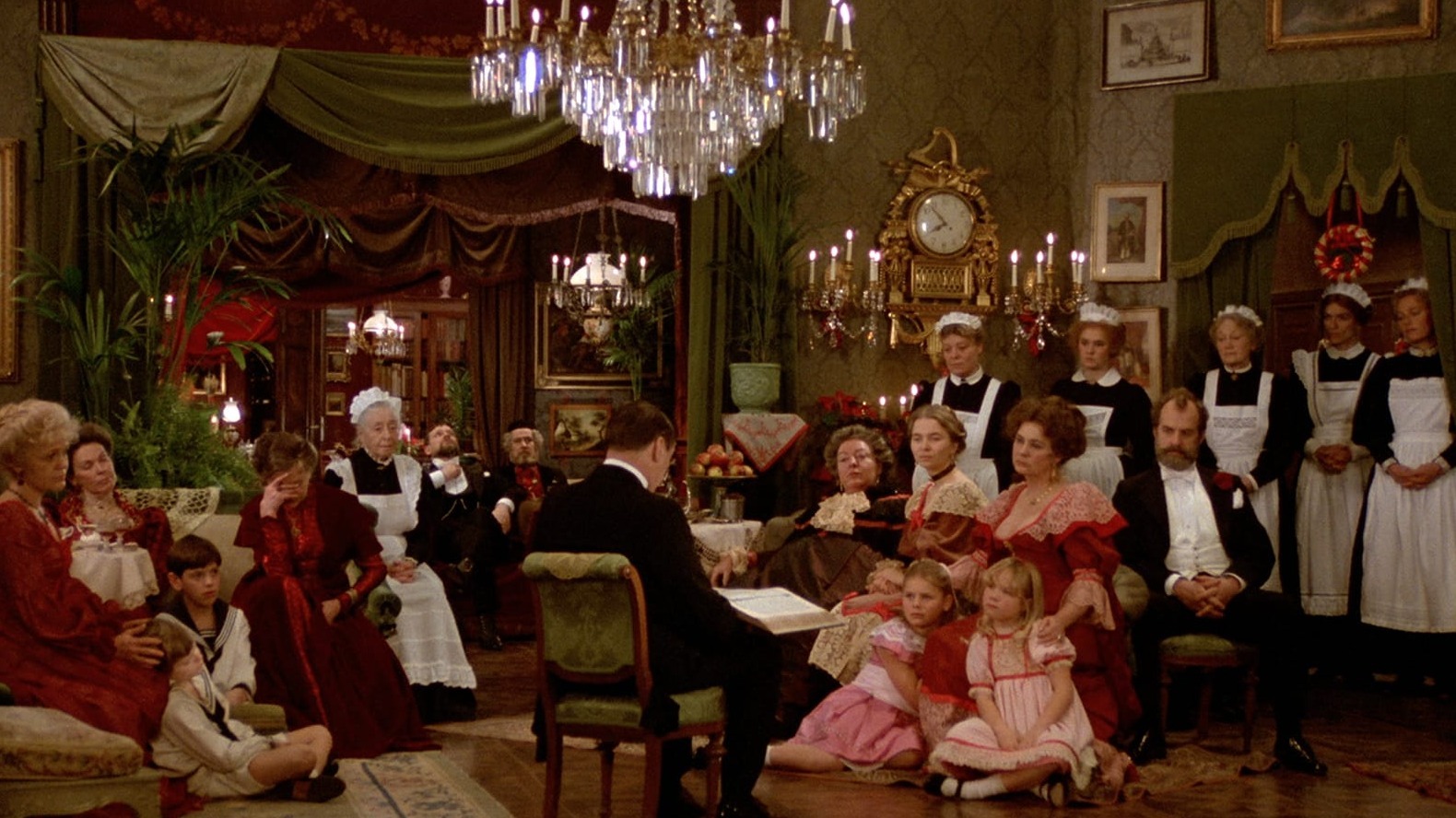 Cropped Fanny Alexander