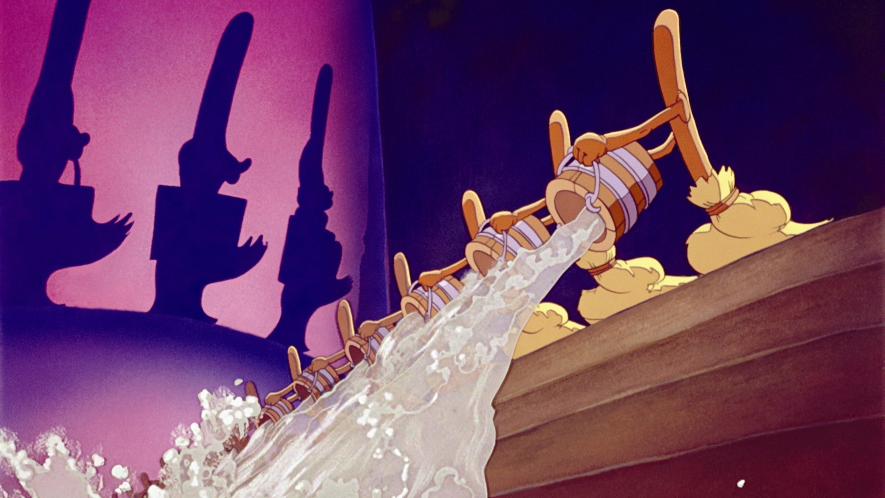 Cropped Fantasia