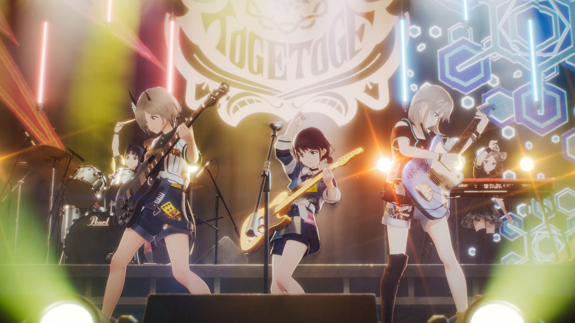 Cropped Girls Band Cry 2024