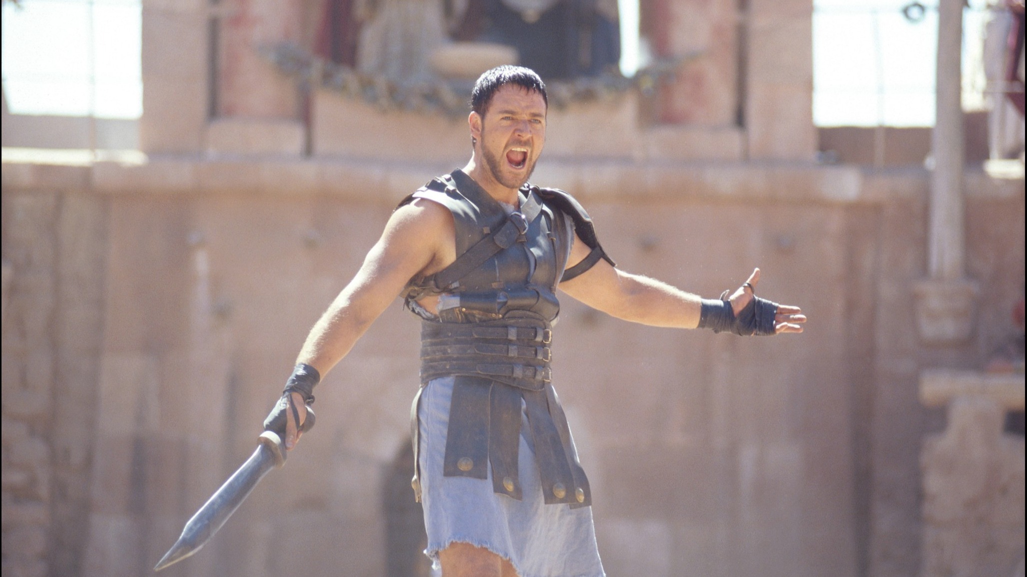 Cropped Gladiator