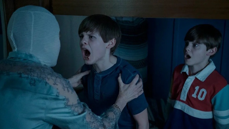 Cropped Goodnight Mommy