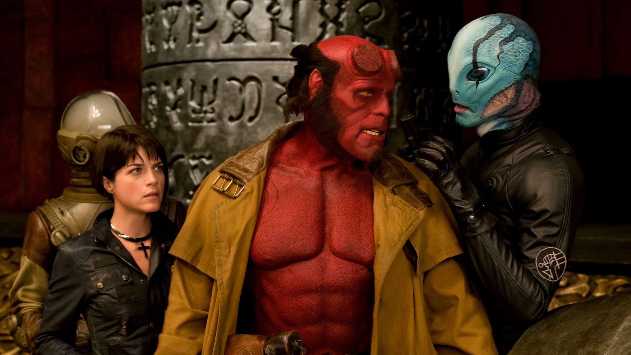 Cropped Hellboy II The Golden Army